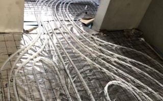 装修阳台铺地砖，屋里铺地板，地面有高度差，如何解决好？