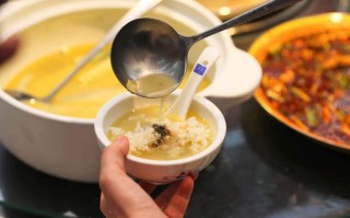 四川巴中传承百年的鱼汤泡饭，味道真的绝了