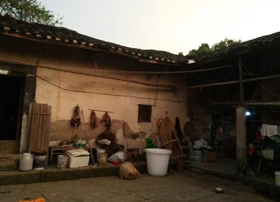 在农村,装修个厨房和卫生间需要花多少钱?-第1张图片 在农村,装修个厨房和卫生间需要花多少钱?-第1张图片