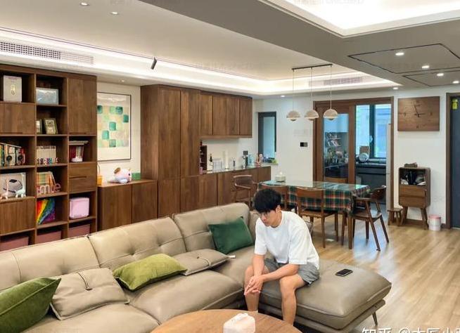 新中式书房设计说明? 客厅书房一体化客厅和书房怎样兼得?-第6张图片 新中式书房设计说明? 客厅书房一体化客厅和书房怎样兼得?-第6张图片