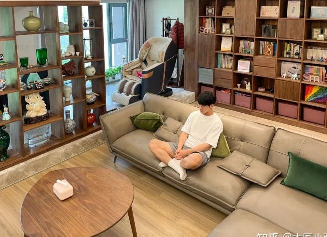 客厅餐厅书房一体优点?-第1张图片 客厅餐厅书房一体优点?-第1张图片