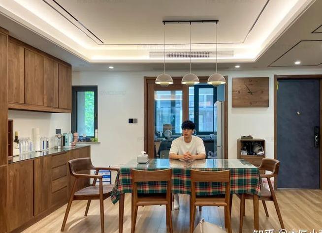 客厅餐厅书房一体优点?-第8张图片 客厅餐厅书房一体优点?-第8张图片