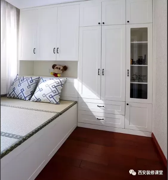 卧室榻榻米设计? 卧室没有飘窗怎么设计榻榻米?-第3张图片 卧室榻榻米设计? 卧室没有飘窗怎么设计榻榻米?-第3张图片
