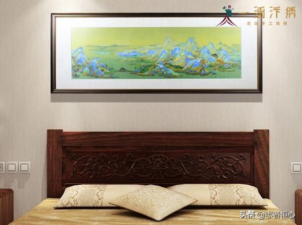 家里餐厅装修，想挂点东西，是刺绣好还是装饰画好？大家给点意见？-第1张图片