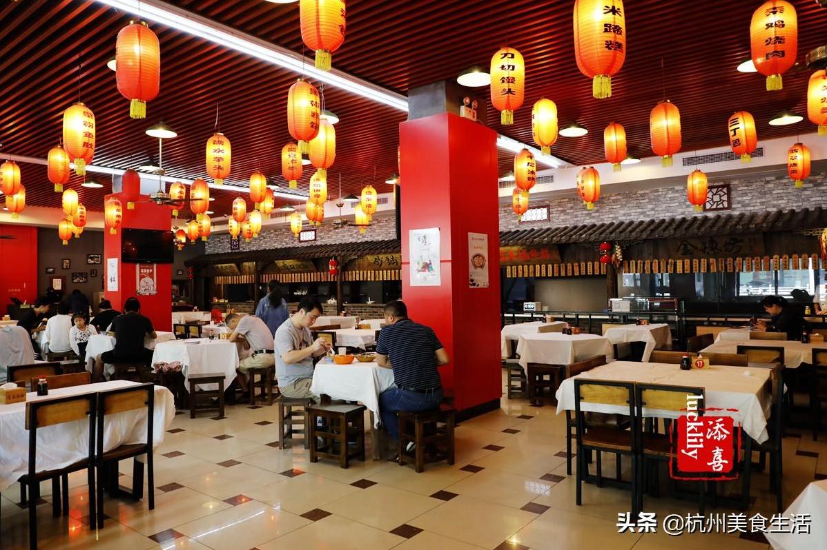 吃了这四家镇江代表性的网红面馆,基本就成了镇江锅盖面的全科生-第29张图片 吃了这四家镇江代表性的网红面馆,基本就成了镇江锅盖面的全科生-第29张图片