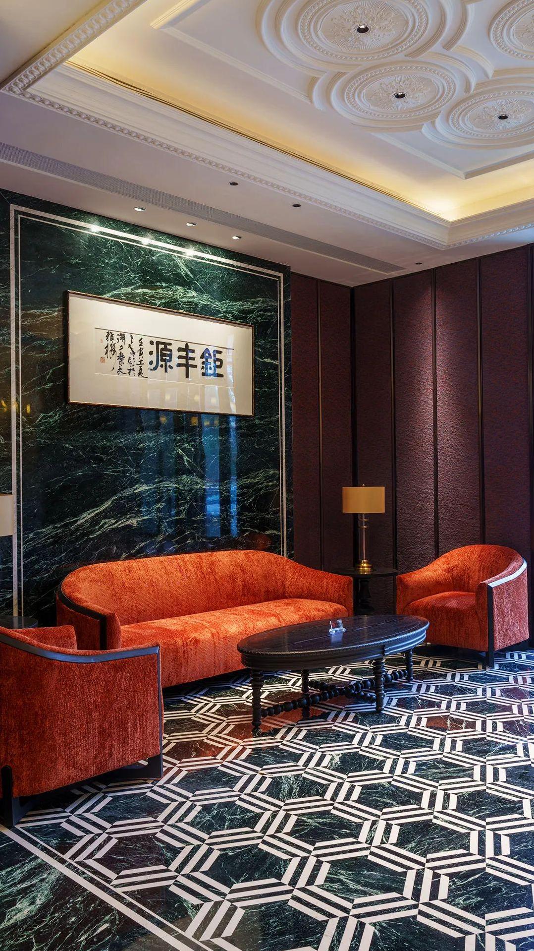 26年老牌餐厅装修出“大哥的包厢”,老杭州的重要饭局总有几次定在这里-第2张图片 26年老牌餐厅装修出“大哥的包厢”,老杭州的重要饭局总有几次定在这里-第2张图片