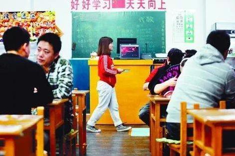 不只是喜茶、茶颜悦色 这些奶茶店的装修也很精彩-第30张图片