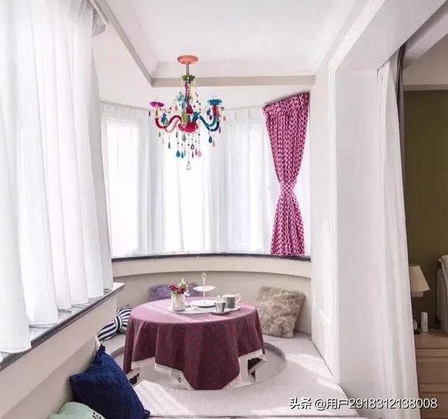 房子客厅没有阳台，但是不想在卧室晾晒衣服，应该怎么设计？-第1张图片