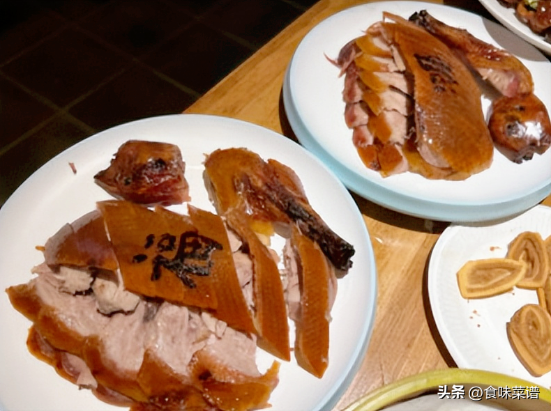 生意最红火的12家烤鸭店,酥香美味,吃过10种的,您是正宗老北京-第21张图片 生意最红火的12家烤鸭店,酥香美味,吃过10种的,您是正宗老北京-第21张图片