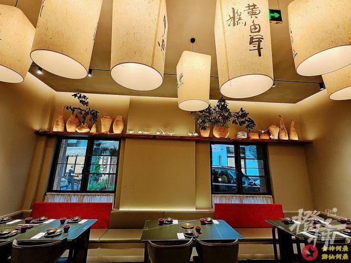 米其林、黑珍珠、必吃榜……这家“大满贯”餐厅又开新店啦!国风侘寂感装修很美,老板“私藏菜”更值得期待!-第15张图片 米其林、黑珍珠、必吃榜……这家“大满贯”餐厅又开新店啦!国风侘寂感装修很美,老板“私藏菜”更值得期待!-第15张图片