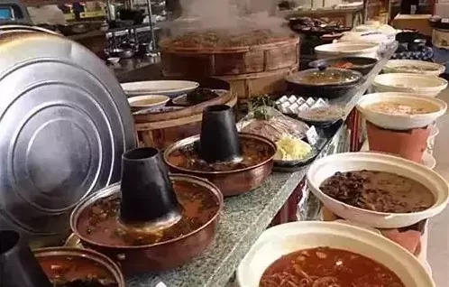 中式快餐:明档该怎样摆,怎样设计?-第11张图片 中式快餐:明档该怎样摆,怎样设计?-第11张图片