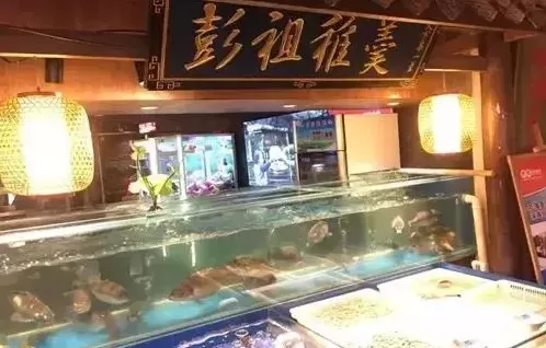 中式快餐:明档该怎样摆,怎样设计?-第25张图片 中式快餐:明档该怎样摆,怎样设计?-第25张图片