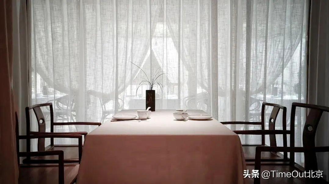 藏在CBD的江南庭院餐厅,吃湘菜也能如此浪漫-第5张图片 藏在CBD的江南庭院餐厅,吃湘菜也能如此浪漫-第5张图片