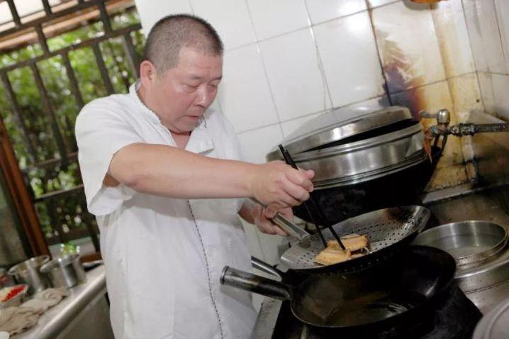 杭州这家“大满贯”餐厅开出国风侘寂感新店,老板亲自主理-第4张图片 杭州这家“大满贯”餐厅开出国风侘寂感新店,老板亲自主理-第4张图片