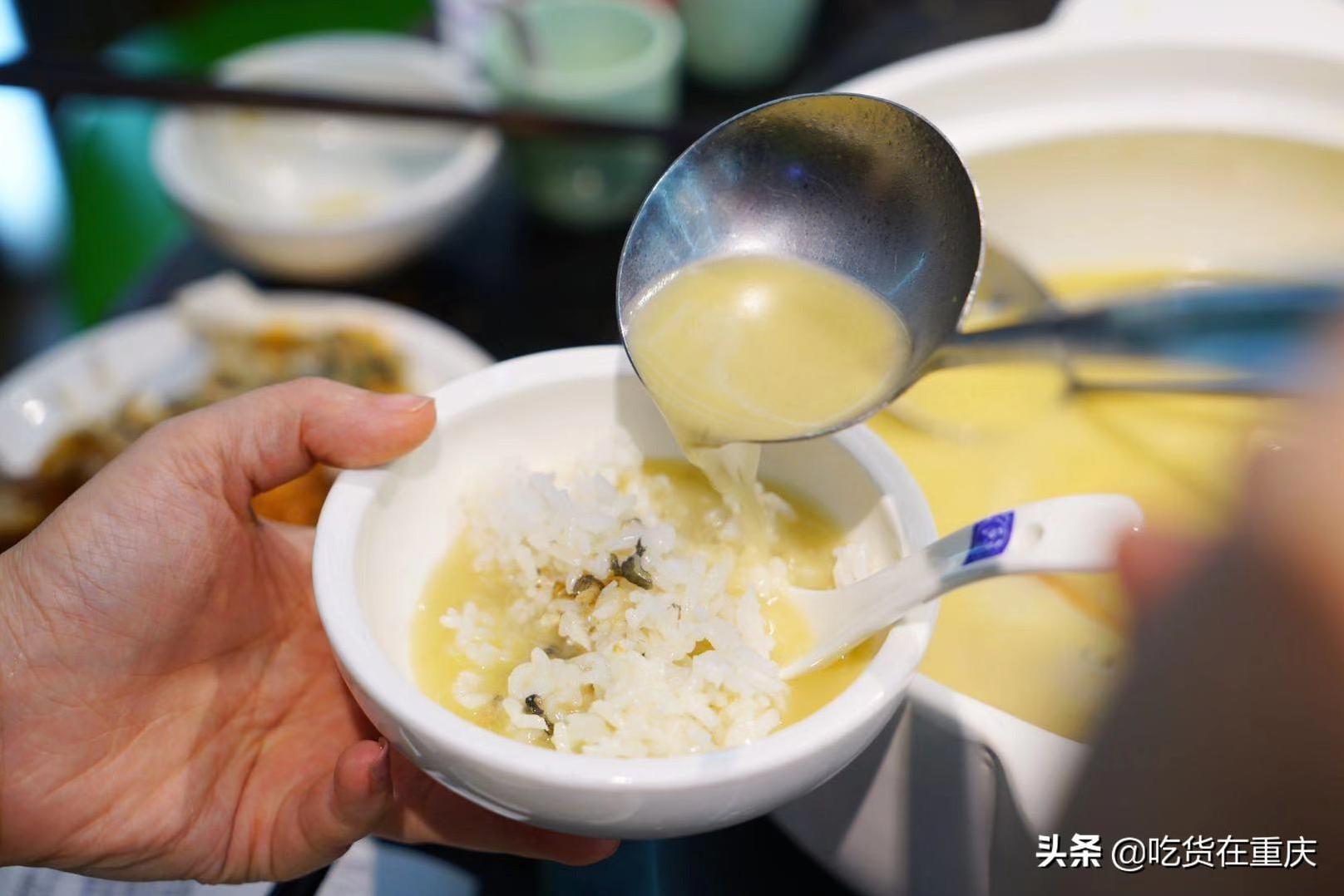 四川巴中传承百年的鱼汤泡饭,味道真的绝了-第8张图片 四川巴中传承百年的鱼汤泡饭,味道真的绝了-第8张图片