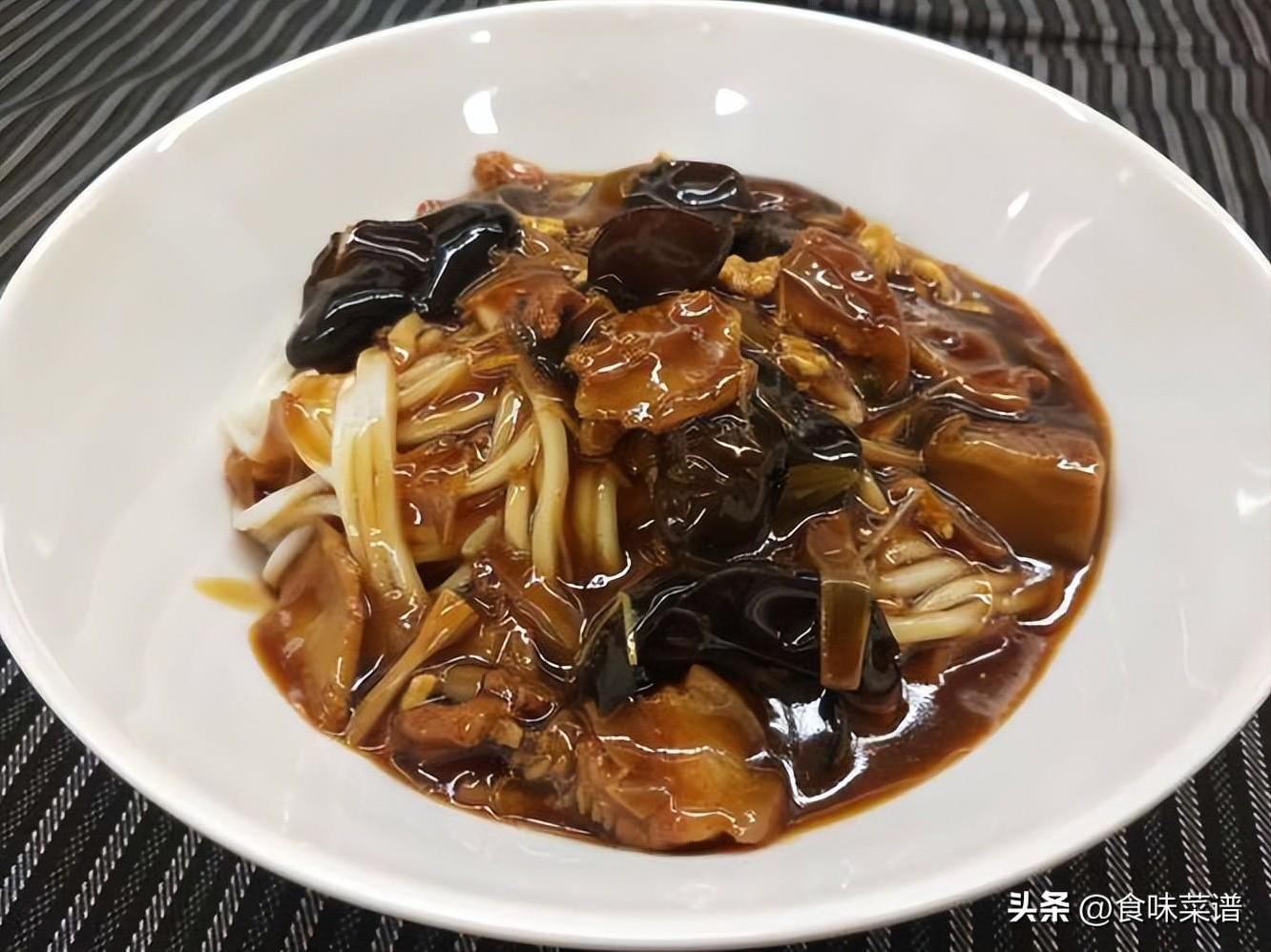 北京最受欢迎的3家老字号面馆,强力推荐,鲜香美味,排队也要吃-第2张图片 北京最受欢迎的3家老字号面馆,强力推荐,鲜香美味,排队也要吃-第2张图片